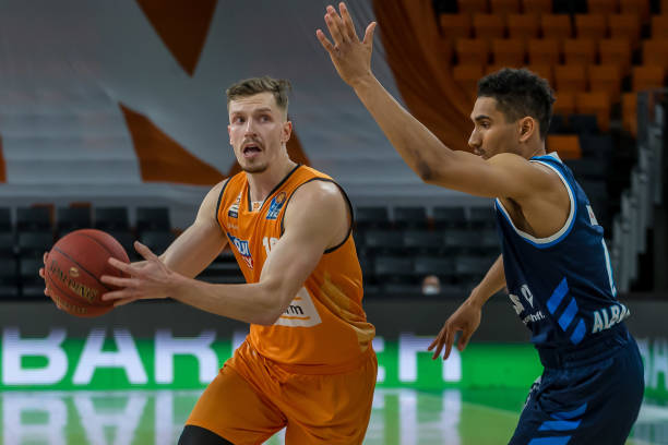 更让球迷们 更让球迷们