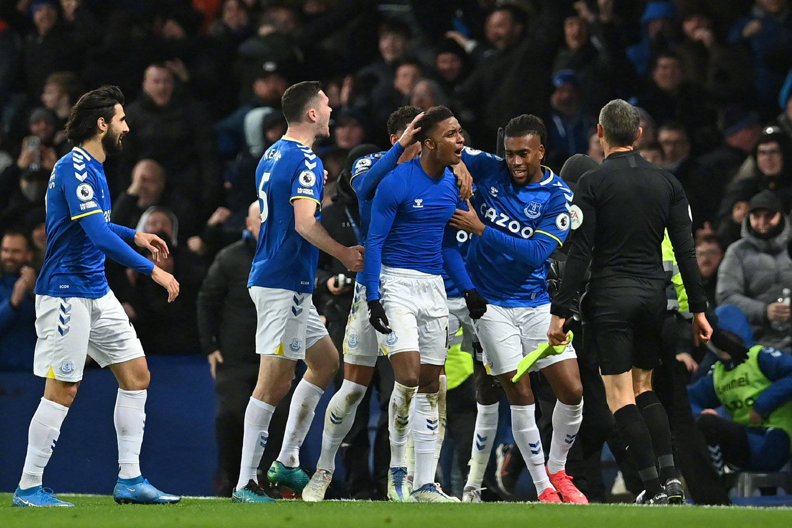 阿奎罗在英 阿奎罗在英